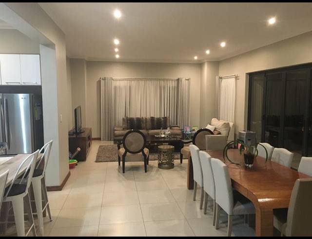 4 BEDROOM HOUSE FOR SALE IN COPPERLEAF ESTATE